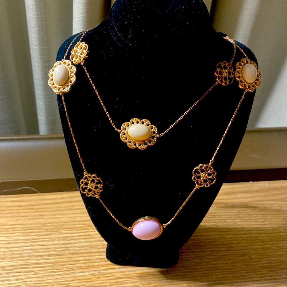Vintage necklaces| vintage double layer gold tone filagree floral bib,collar